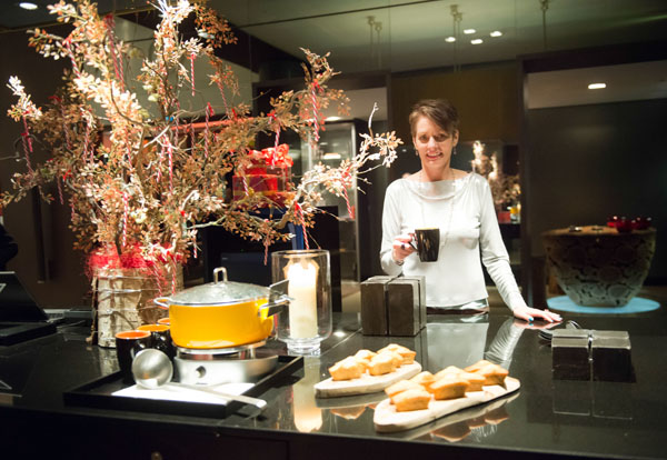 Alice & Co with mulled wine at the Andaz Hotel Liverpool St. London